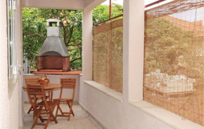 Lovely Apartment In Vela Luka With Kitchen